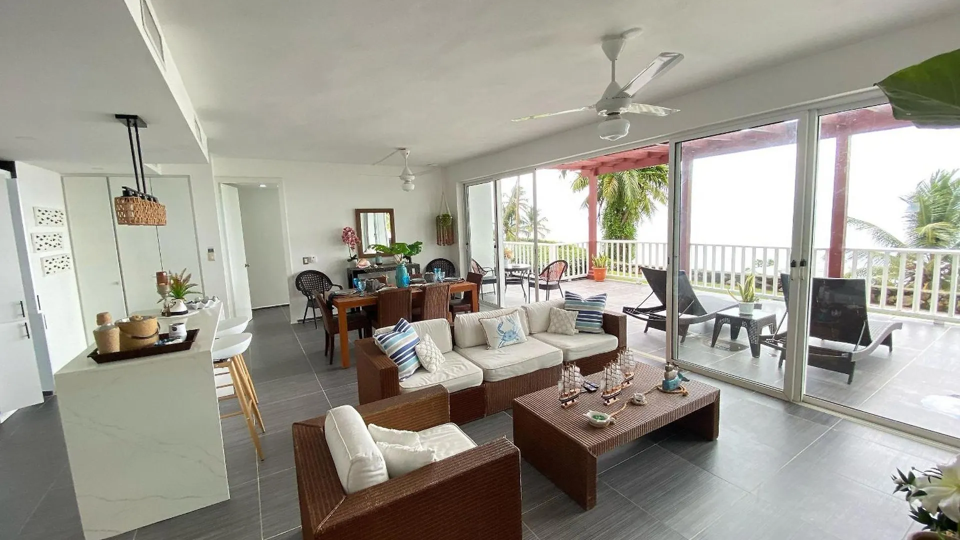 Apartment Tropical Comfort V-102 Punta Balandra